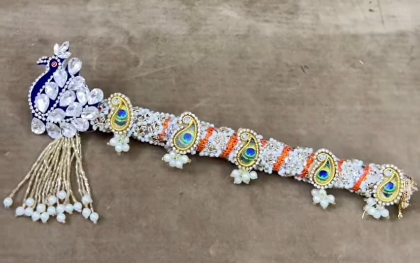 Handcrafted Decorative Shyam Baba Shringar Bansuri with Peacock Feathers & Stone Work - Image 1