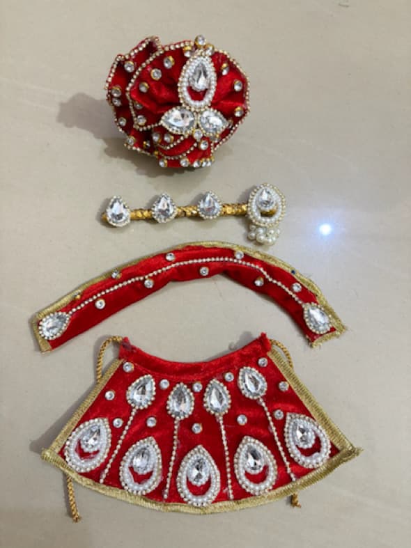 Handcrafted 5-6 Inch Heavy Red Velvet Shyam Baba Poshak Set with Matching Pagri & Shringar Accessories