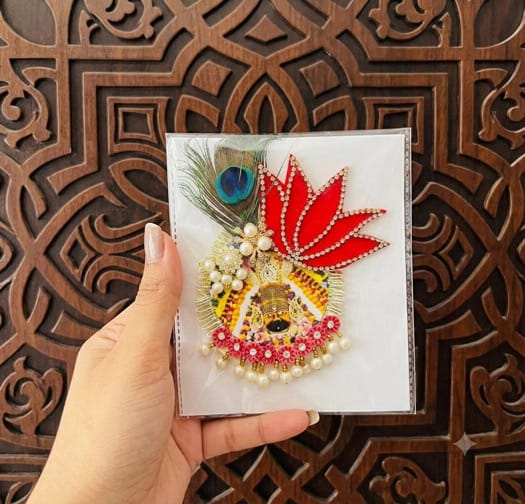 Handcrafted Designer Shyam Baba Brooch / Pin with Lotus & Peacock Accent - Pack of 20 (MOQ) - Image 1